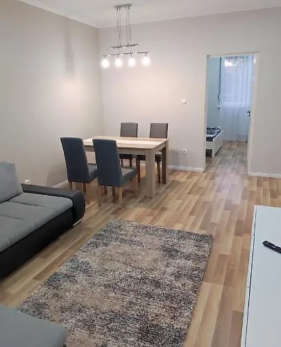M3 Zuglo Lägenhet *